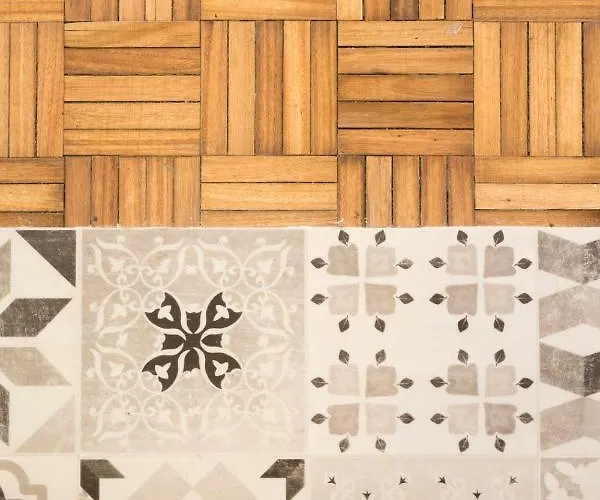 Virtudes Patio * Porto